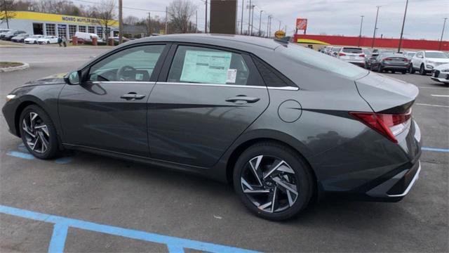 new 2024 Hyundai Elantra car, priced at $27,010