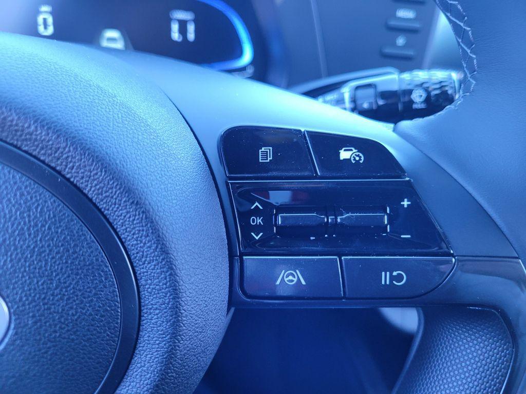 new 2025 Hyundai Elantra car, priced at $25,105