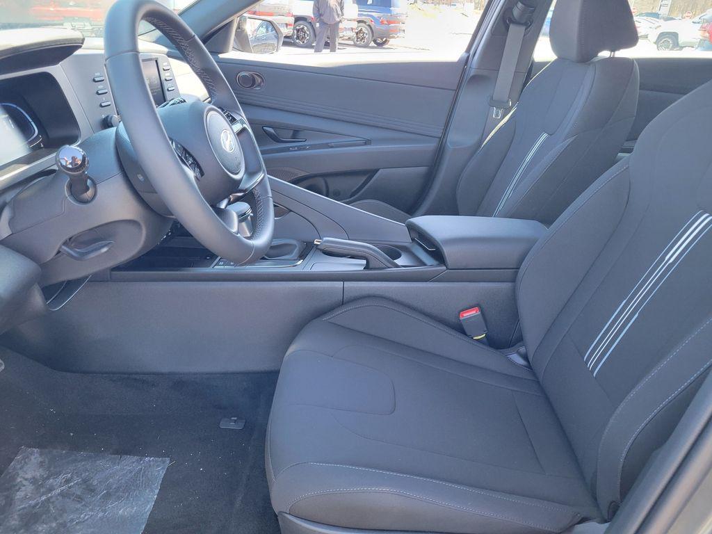 new 2025 Hyundai Elantra car, priced at $25,105