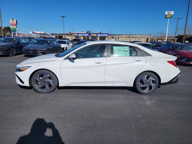 new 2025 Hyundai Elantra car, priced at $28,685