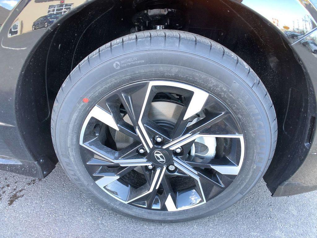 new 2025 Hyundai Sonata car, priced at $30,105