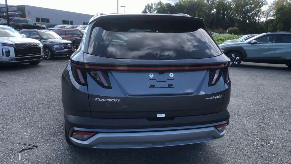 new 2025 Hyundai TUCSON Hybrid car, priced at $38,315
