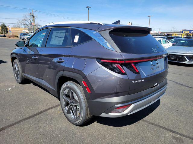 new 2025 Hyundai TUCSON Hybrid car, priced at $38,315