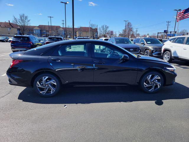 new 2025 Hyundai Elantra car, priced at $29,060