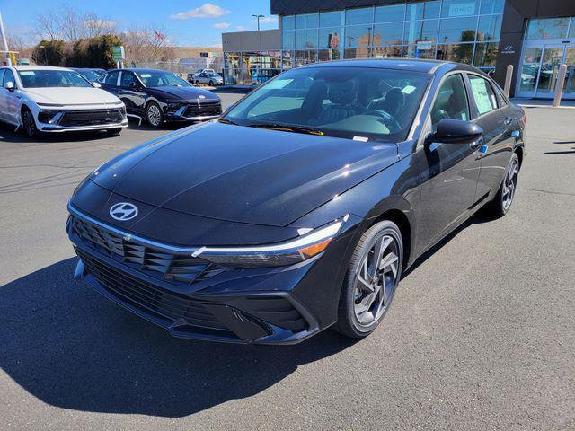 new 2025 Hyundai Elantra car, priced at $29,060