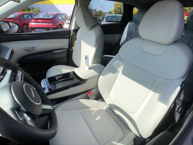 new 2025 Hyundai TUCSON Hybrid car, priced at $38,405