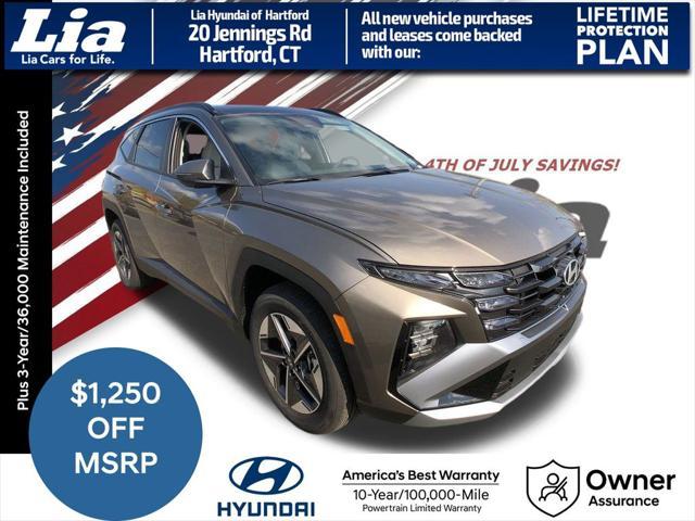 new 2025 Hyundai TUCSON Hybrid car, priced at $38,405
