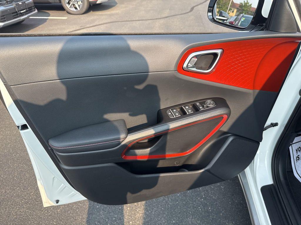 used 2025 Kia Soul car, priced at $22,595