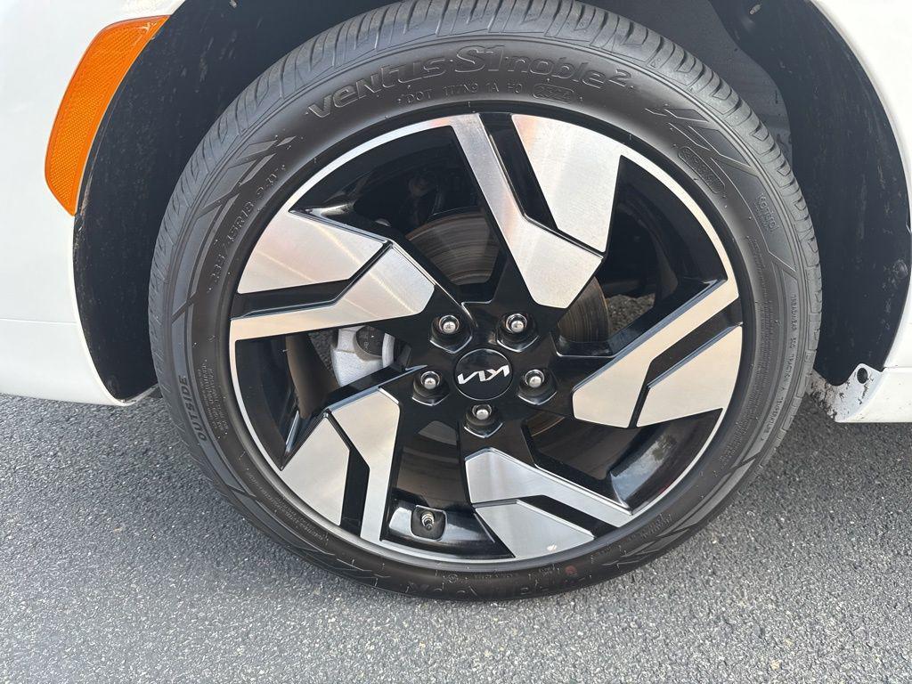 used 2025 Kia Soul car, priced at $22,595