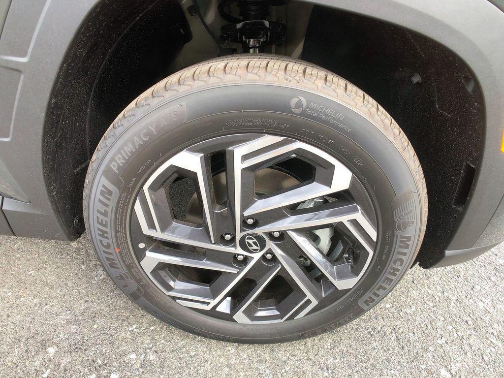 new 2025 Hyundai TUCSON Hybrid car, priced at $43,890