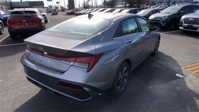 new 2024 Hyundai Elantra car, priced at $27,020