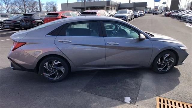 new 2024 Hyundai Elantra car, priced at $27,020