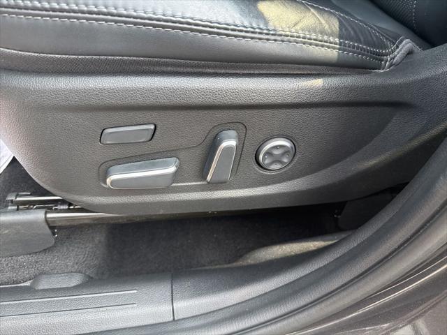 used 2022 Hyundai Santa Fe car, priced at $31,495