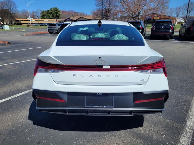 new 2025 Hyundai Elantra car, priced at $32,120