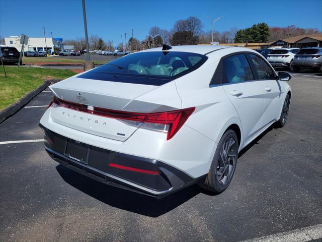 new 2025 Hyundai Elantra car, priced at $32,120