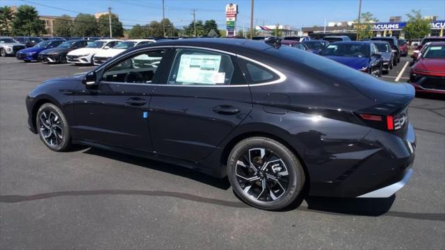 new 2024 Hyundai Sonata car, priced at $30,360
