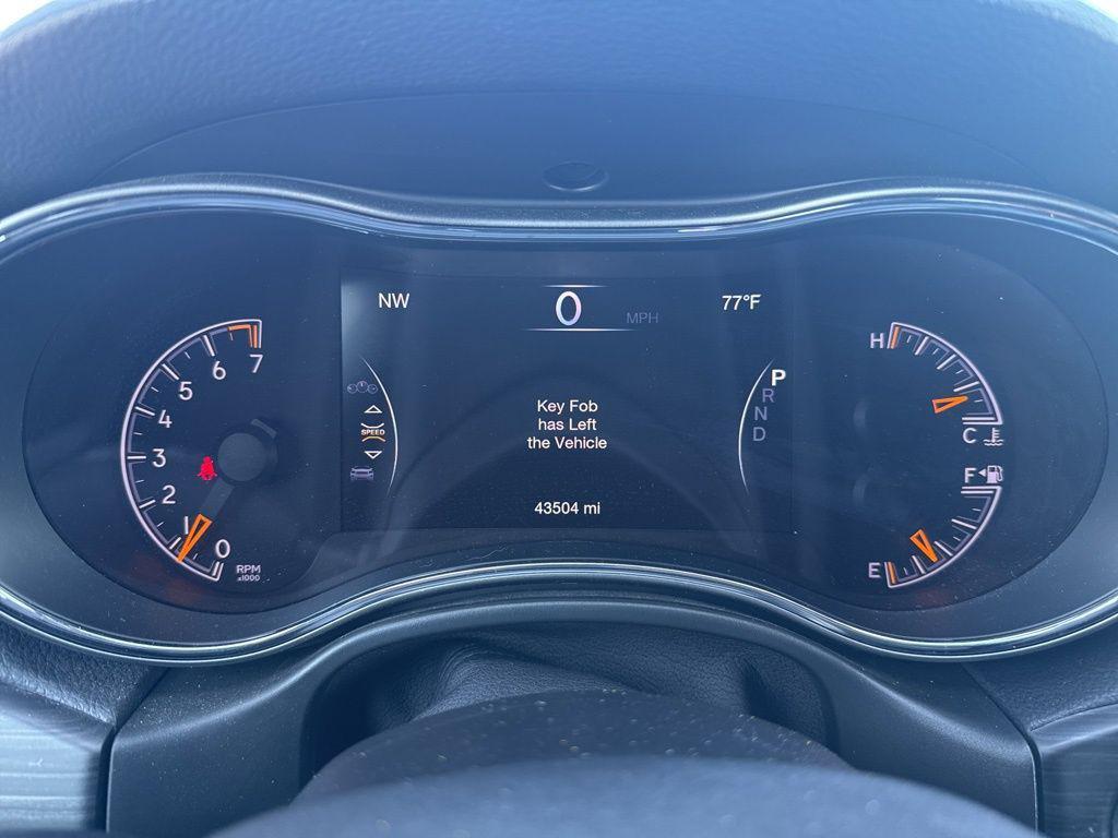 used 2022 Jeep Grand Cherokee car, priced at $25,995