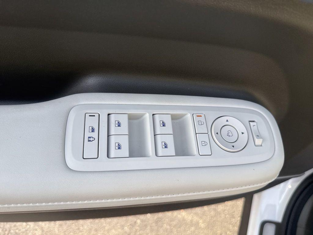 used 2024 Hyundai Santa Fe car, priced at $38,495