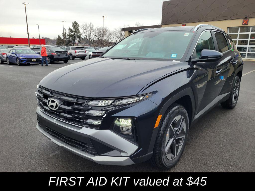 new 2025 Hyundai TUCSON Hybrid car, priced at $39,060