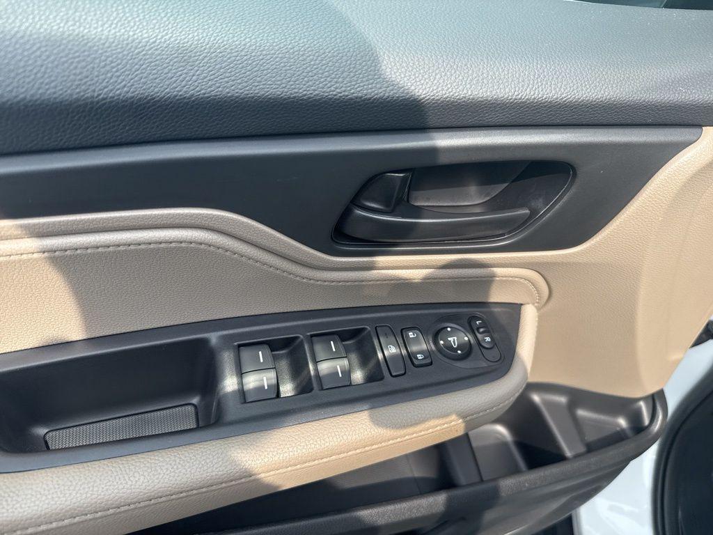 used 2022 Honda Odyssey car, priced at $31,995