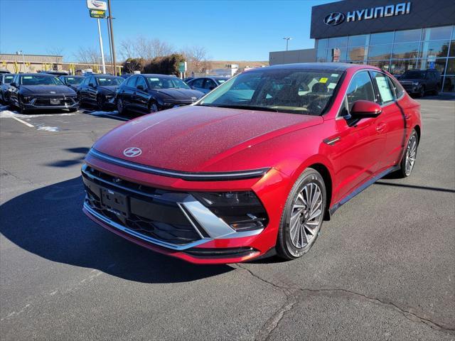 new 2024 Hyundai Sonata Hybrid car, priced at $38,920