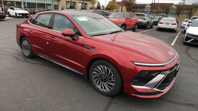 new 2024 Hyundai Sonata Hybrid car, priced at $38,920