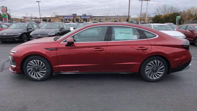 new 2024 Hyundai Sonata Hybrid car, priced at $38,920