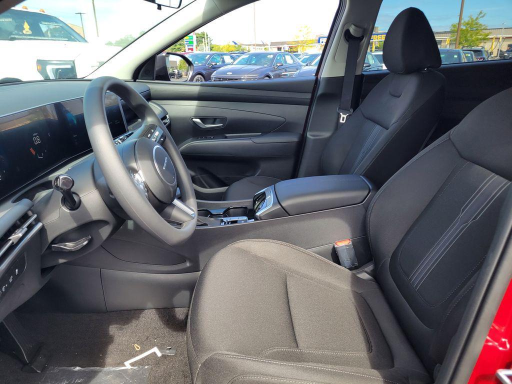 new 2025 Hyundai Tucson car, priced at $35,220