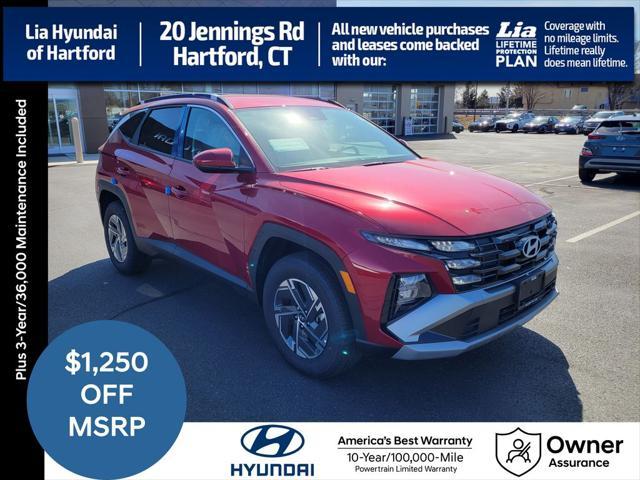 new 2025 Hyundai TUCSON Hybrid car, priced at $35,765