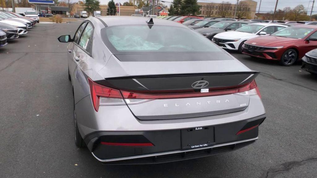 new 2025 Hyundai Elantra car, priced at $29,200