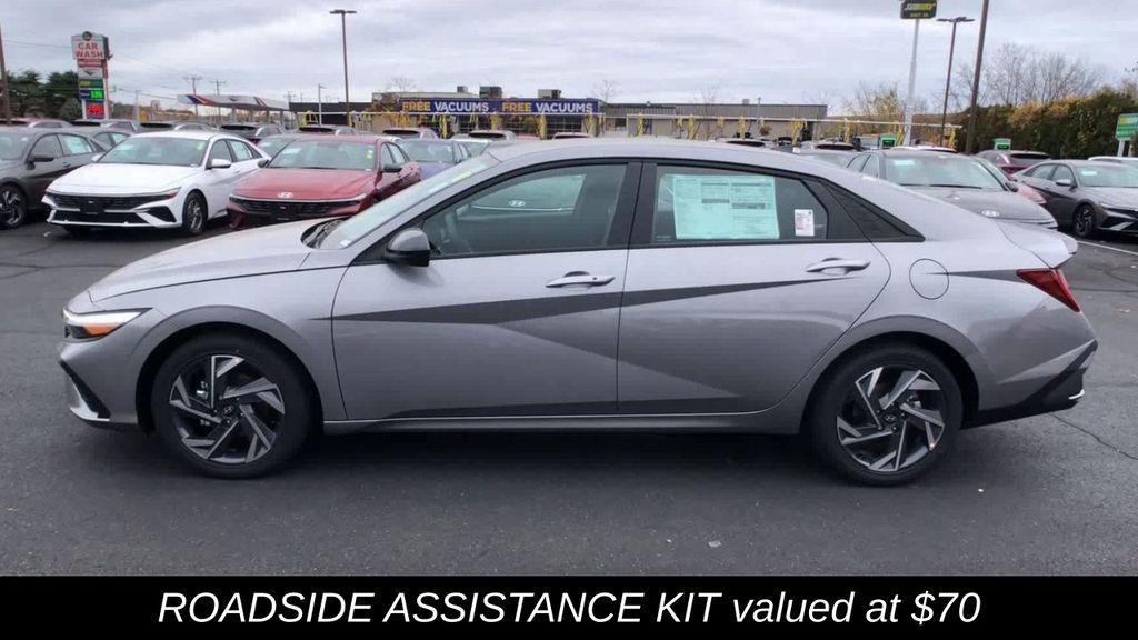 new 2025 Hyundai Elantra car, priced at $29,200