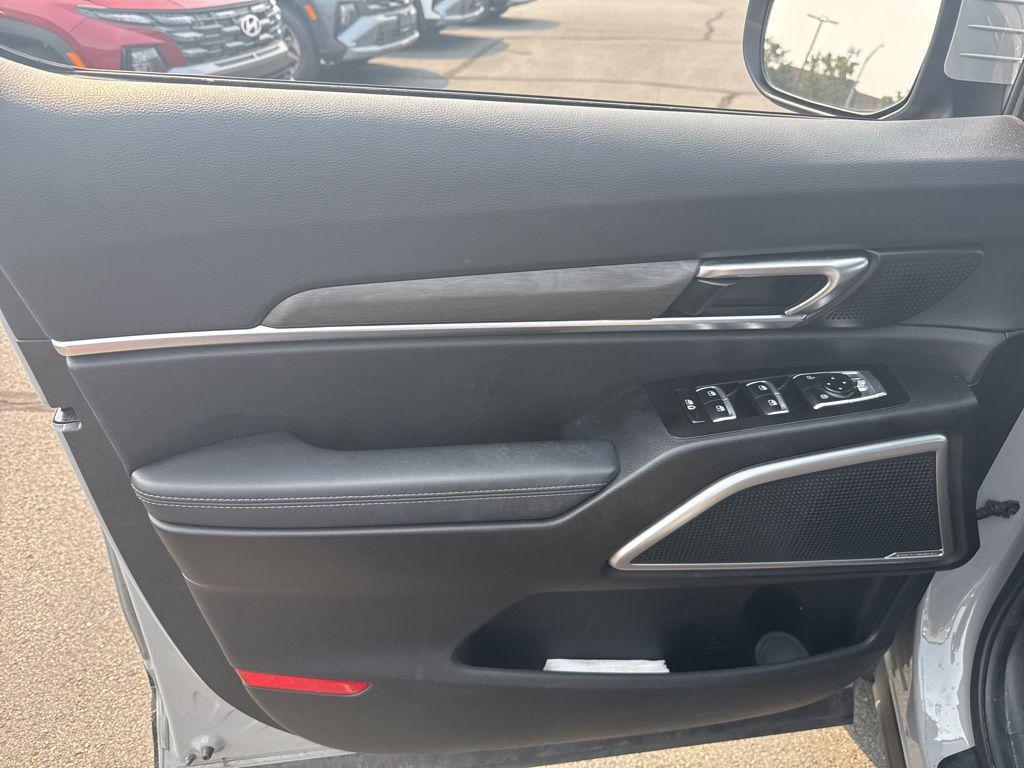 used 2023 Kia Telluride car, priced at $31,495