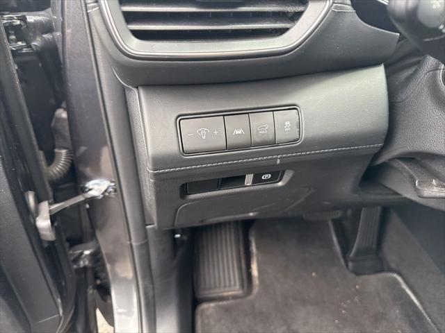 used 2022 Hyundai Santa Fe car, priced at $25,995