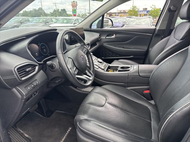used 2022 Hyundai Santa Fe car, priced at $25,995