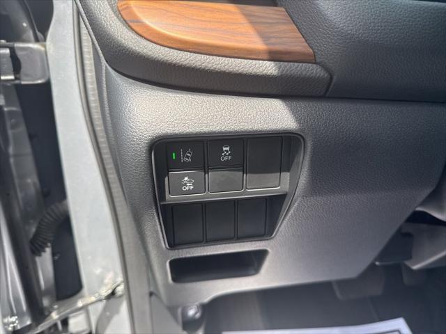 used 2022 Honda CR-V car, priced at $26,995