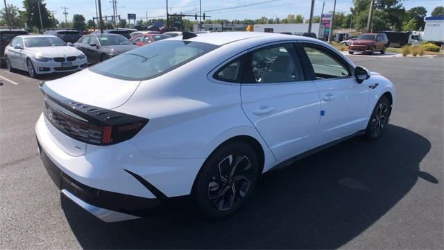 new 2024 Hyundai Sonata car, priced at $31,190