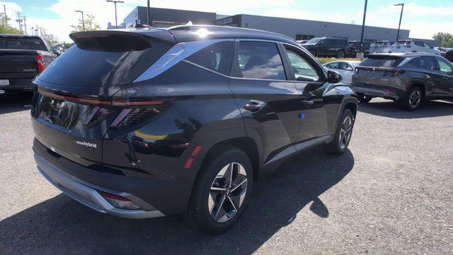 new 2025 Hyundai TUCSON Hybrid car, priced at $38,280