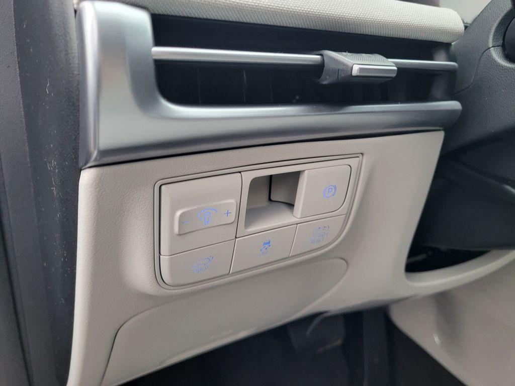 new 2025 Hyundai TUCSON Hybrid car, priced at $43,890