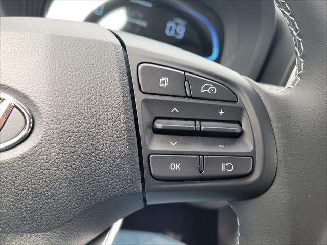 new 2025 Hyundai Venue car, priced at $24,080