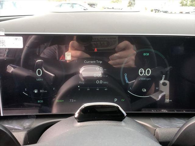 new 2025 Hyundai TUCSON Hybrid car, priced at $43,479