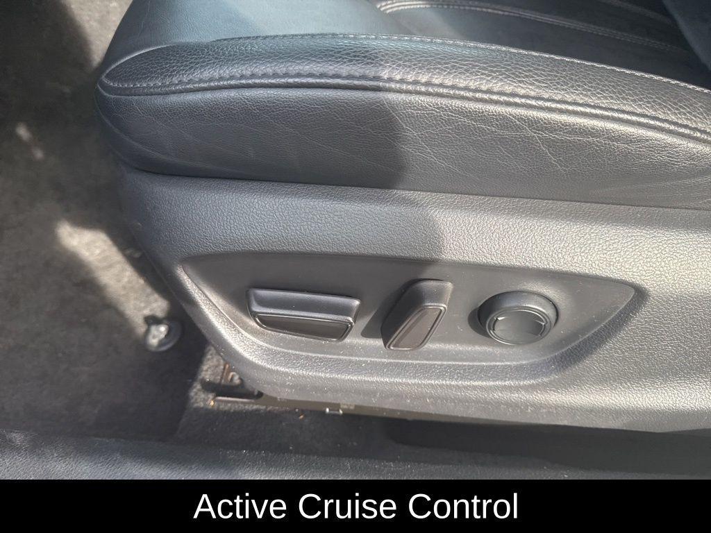 used 2019 Toyota Avalon car, priced at $26,995