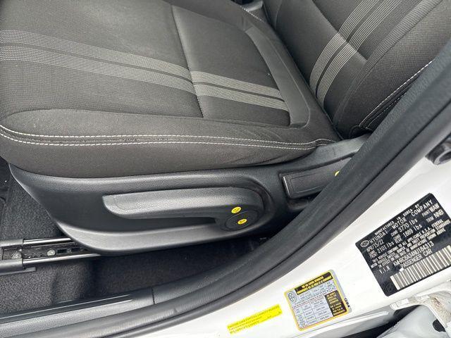 used 2022 Hyundai Venue car, priced at $17,995