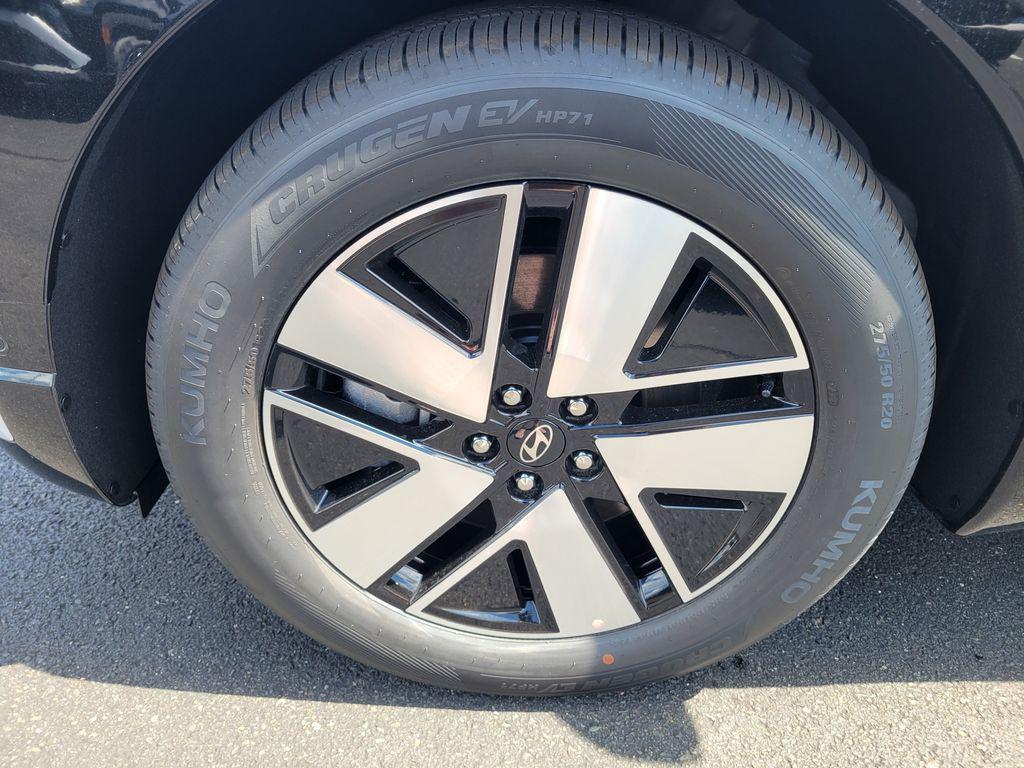 new 2026 Hyundai IONIQ 9 car, priced at $68,800