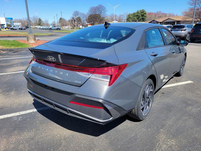 new 2025 Hyundai Elantra car, priced at $29,185
