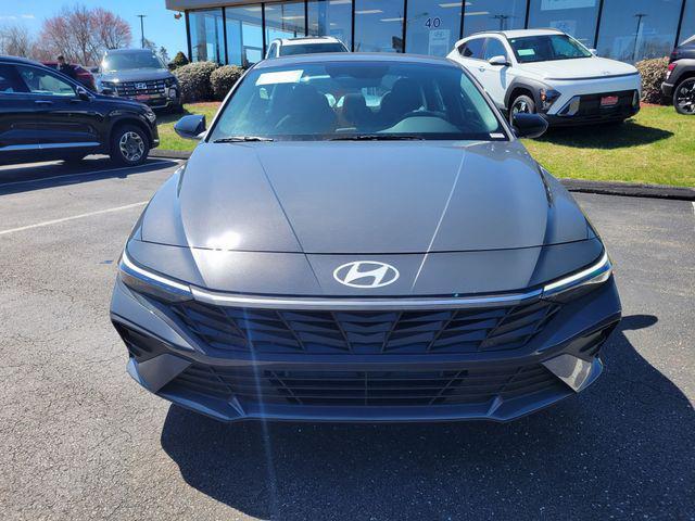 new 2025 Hyundai Elantra car, priced at $29,185