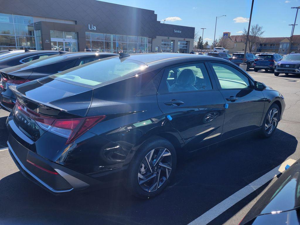 new 2025 Hyundai Elantra car, priced at $25,135