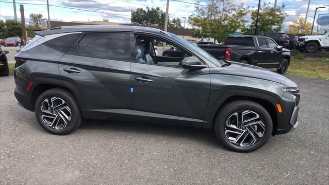 new 2025 Hyundai TUCSON Hybrid car, priced at $43,375