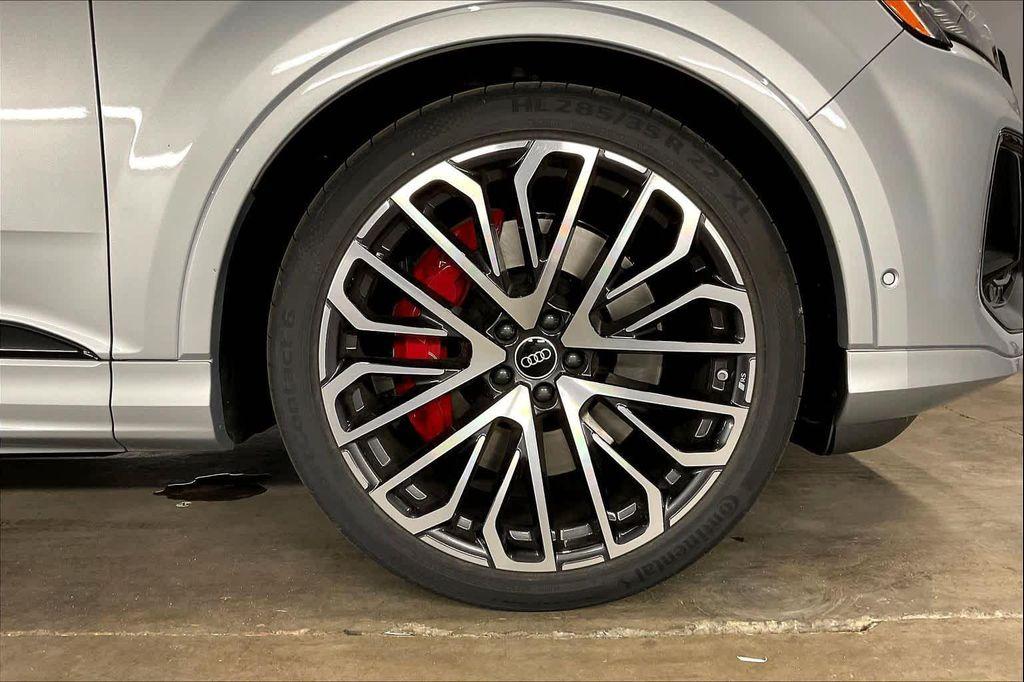 new 2025 Audi SQ7 car, priced at $106,640