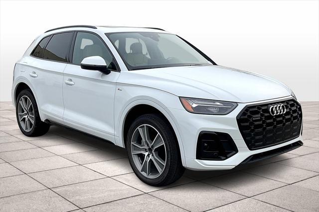 new 2025 Audi Q5 car, priced at $52,690