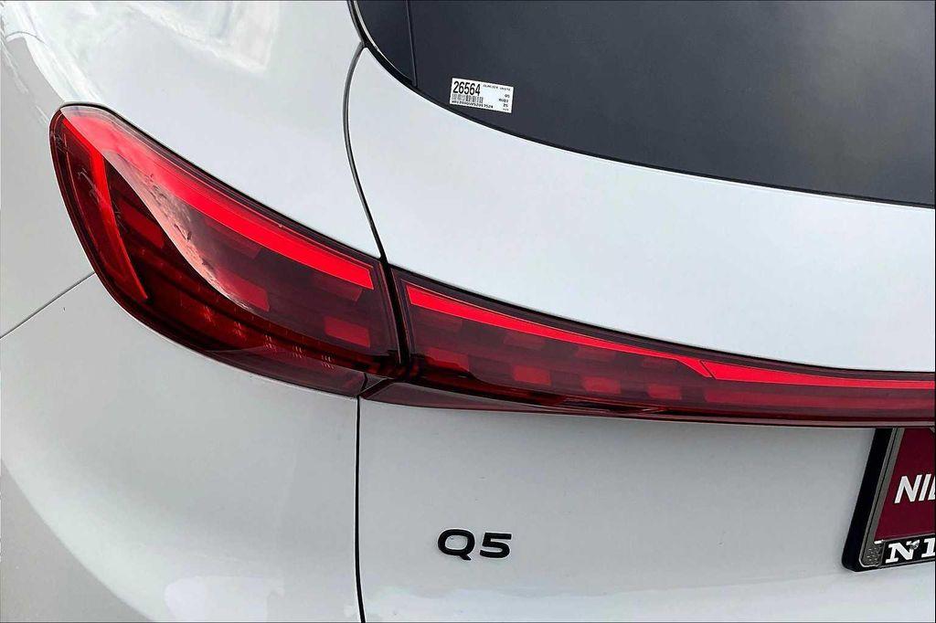 new 2025 Audi Q5 car, priced at $61,300